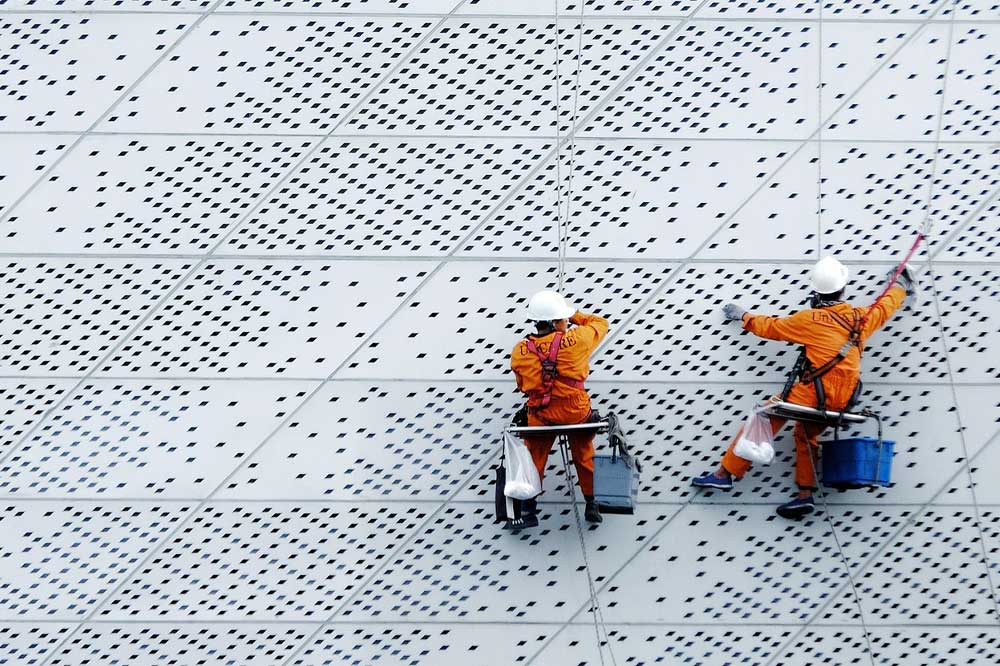 Top Safety Products for Fall Prevention in Industrial Settings